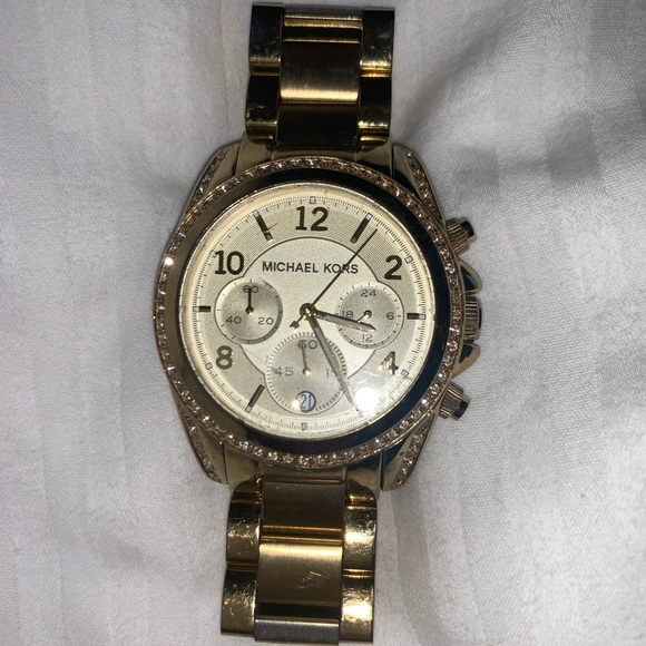 Michael Kors gold watch - Picture 1 of 2